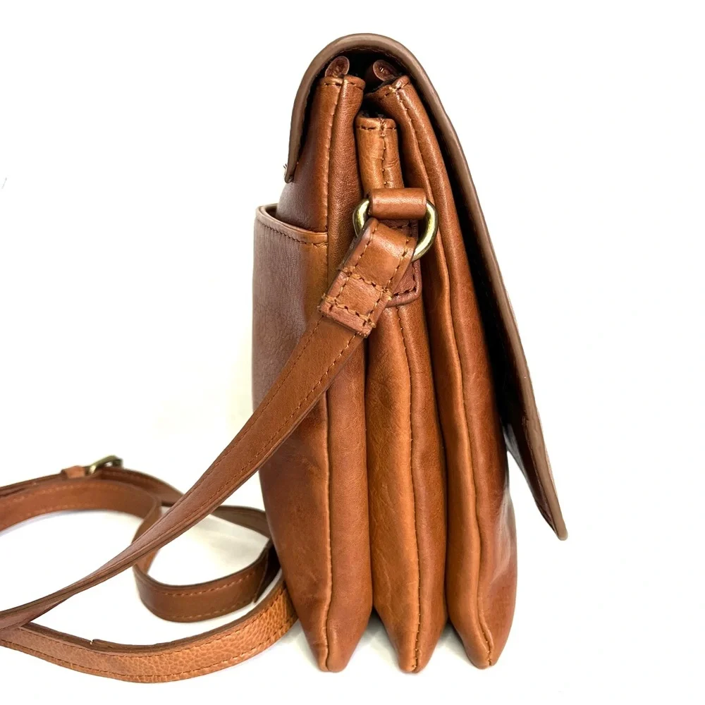 Oak & Tan Linzia Cognac Leather Crossbody Bag - Picture 4 of 14